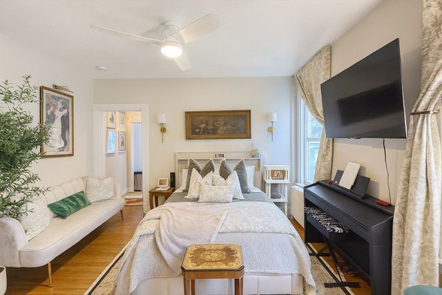 456 Medford St U4, Somerville, MA 02145