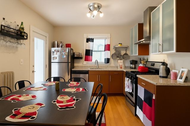 456 Medford St U4, Somerville, MA 02145