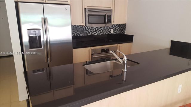 1111 SW 1st Avenue TH16, Miami, FL 33130