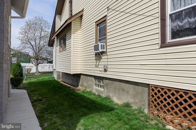 2290 MULFORD AVE, Pennsauken, NJ 08110