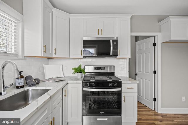 2290 MULFORD AVE, Pennsauken, NJ 08110