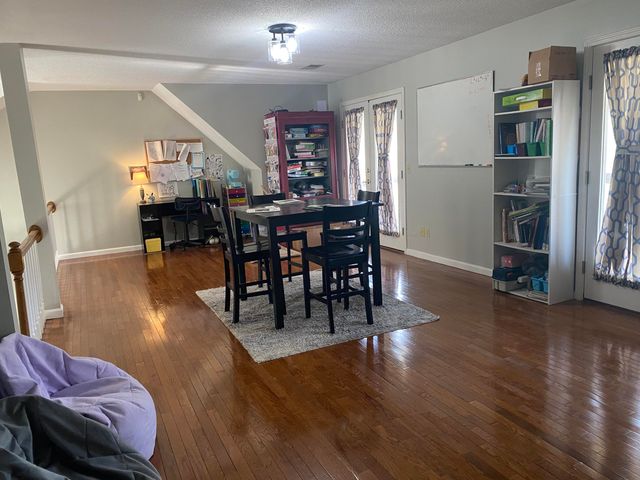 11598 Red Lick Road, Irvine, KY 40336