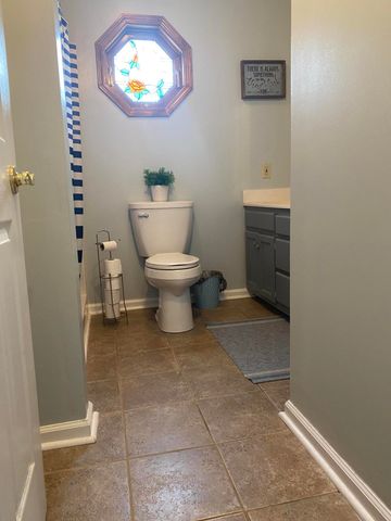 11598 Red Lick Road, Irvine, KY 40336