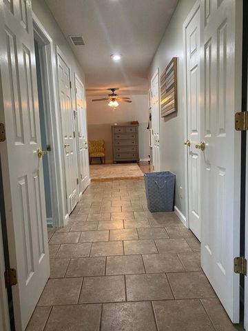 11598 Red Lick Road, Irvine, KY 40336