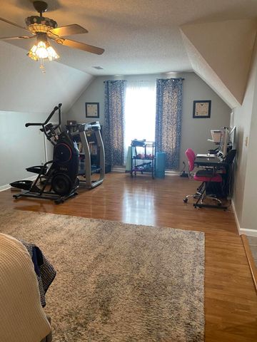 11598 Red Lick Road, Irvine, KY 40336