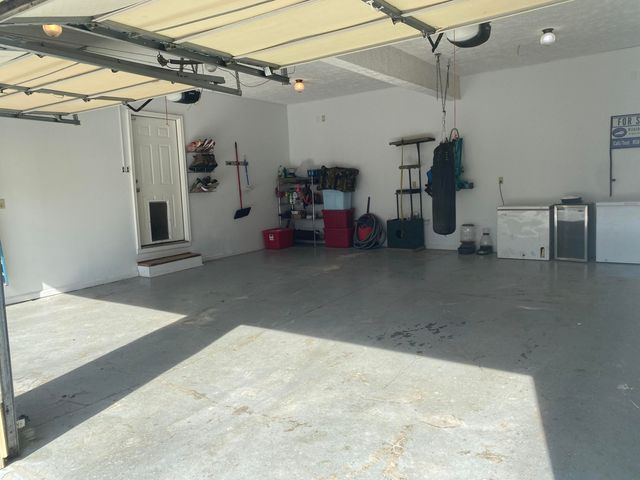 11598 Red Lick Road, Irvine, KY 40336