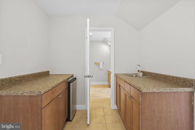 518 CALVIN LN, Rockville, MD 20851