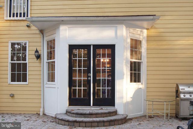 518 CALVIN LN, Rockville, MD 20851