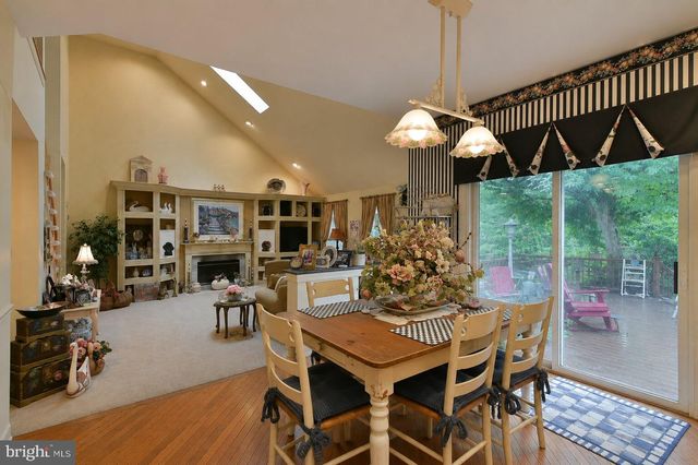 47 LORETTA CIR, Richboro, PA 18954