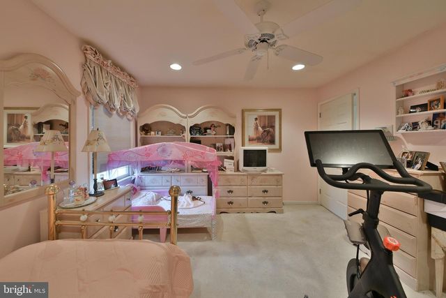47 LORETTA CIR, Richboro, PA 18954