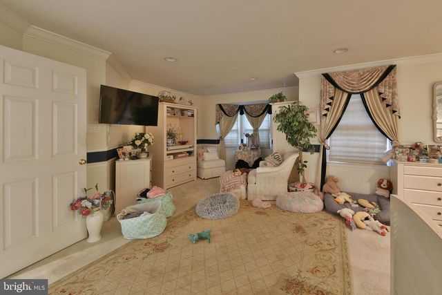 47 LORETTA CIR, Richboro, PA 18954
