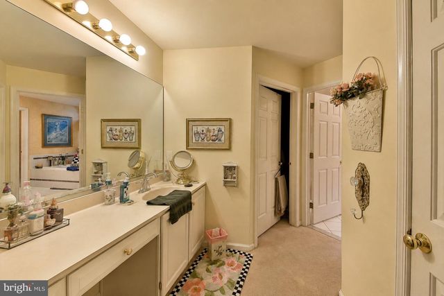 47 LORETTA CIR, Richboro, PA 18954