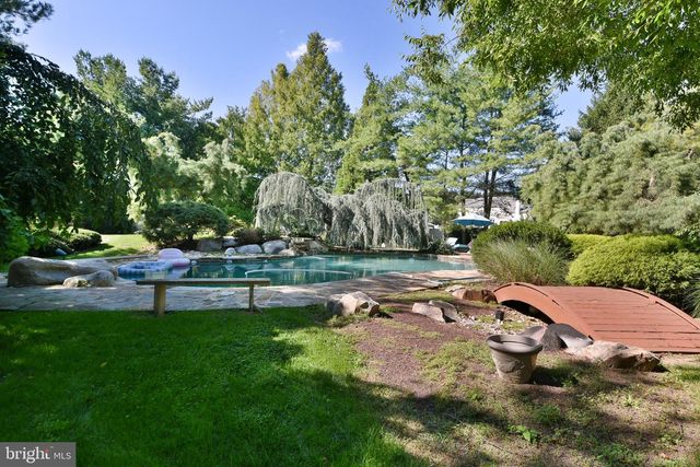 47 LORETTA CIR, Richboro, PA 18954