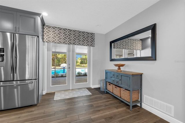 4512 CRICHTON LANE, Orlando, FL 32806