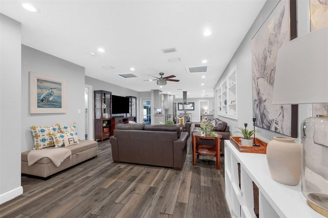 4512 CRICHTON LANE, Orlando, FL 32806