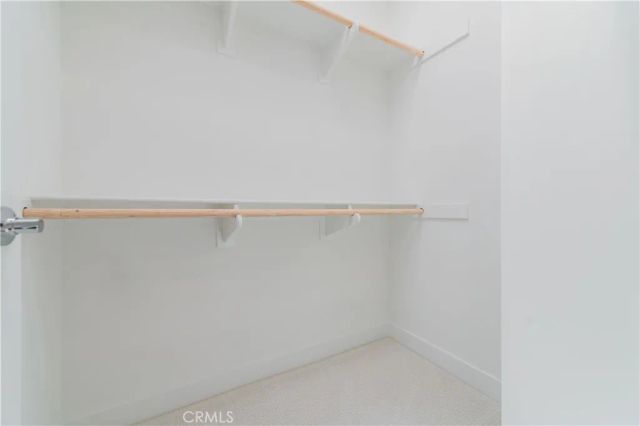 589 S Lyon St, Santa Ana, CA 92705