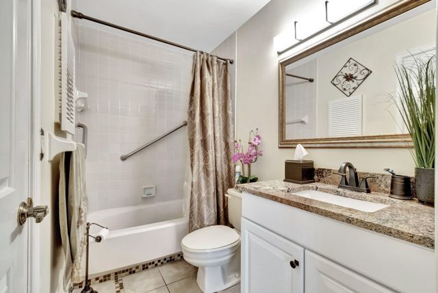 5531 Parkwalk Circle E, Boynton Beach, FL 33472