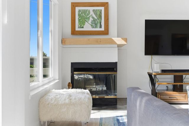 939 Linda Mar Boulevard, Pacifica, CA 94044