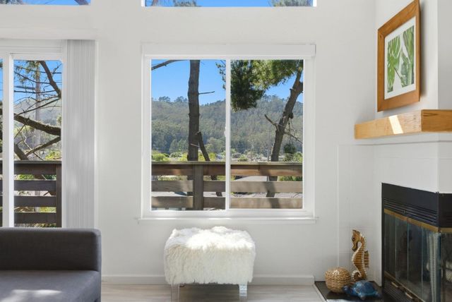939 Linda Mar Boulevard, Pacifica, CA 94044
