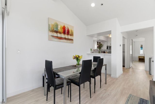 939 Linda Mar Boulevard, Pacifica, CA 94044