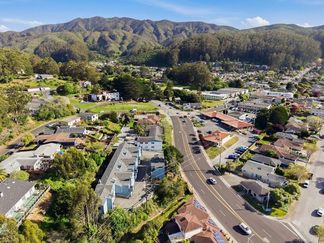 939 Linda Mar Boulevard, Pacifica, CA 94044