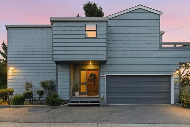 939 Linda Mar Boulevard, Pacifica, CA 94044