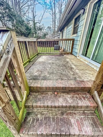 275 Efird Street, Gastonia, NC 28054