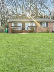 275 Efird Street, Gastonia, NC 28054