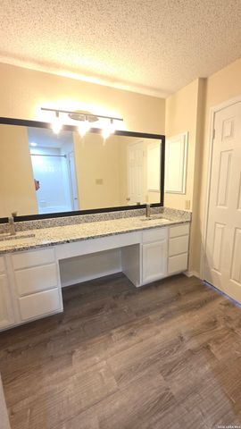 2810 Redrock Trail, San Antonio, TX 78259