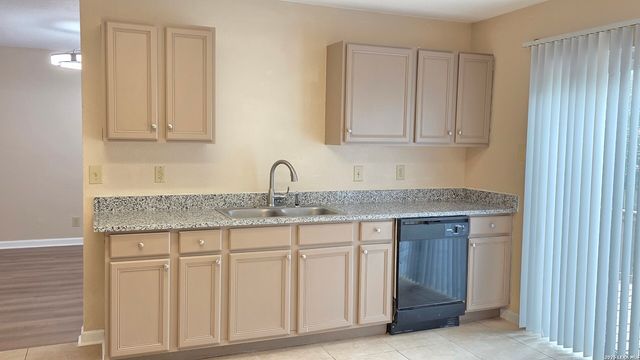 2810 Redrock Trail, San Antonio, TX 78259