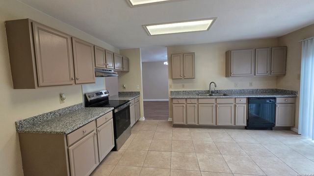 2810 Redrock Trail, San Antonio, TX 78259