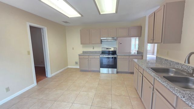2810 Redrock Trail, San Antonio, TX 78259