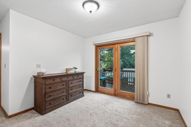 6136 Vincent Avenue S, Minneapolis, MN 55410