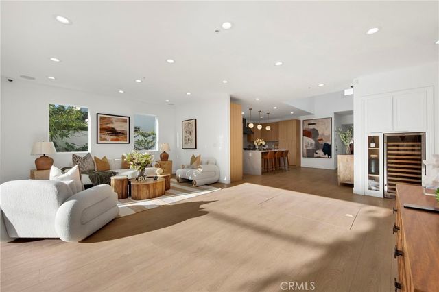 349 S Clark Drive, Beverly Hills, CA 90211