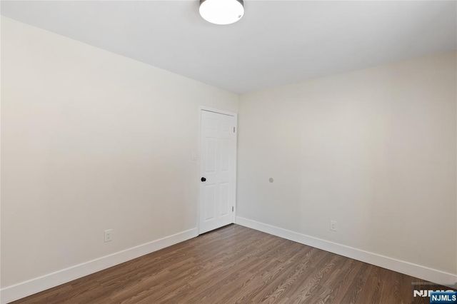 86 Farnham Avenue, Garfield, NJ 07026