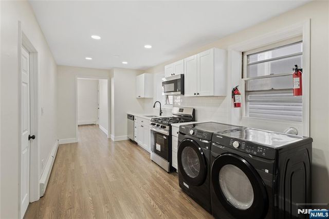 86 Farnham Avenue, Garfield, NJ 07026