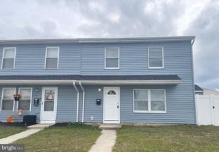 7 LENNOX CT, Sicklerville, NJ 08081