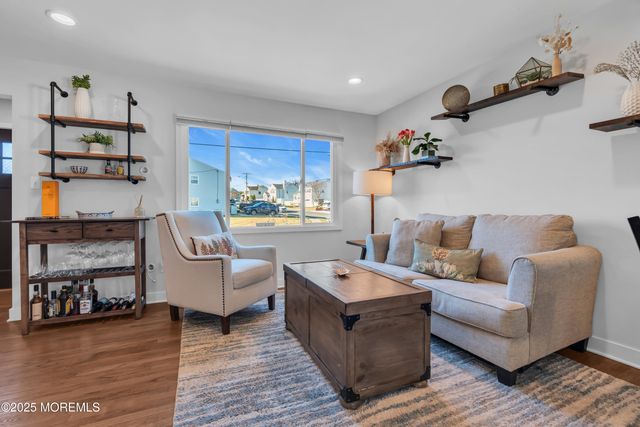 88 Ridge Terrace, Neptune City, NJ 07753