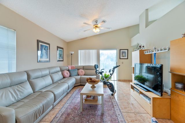 9550 Islamorada Terrace, Boca Raton, FL 33496