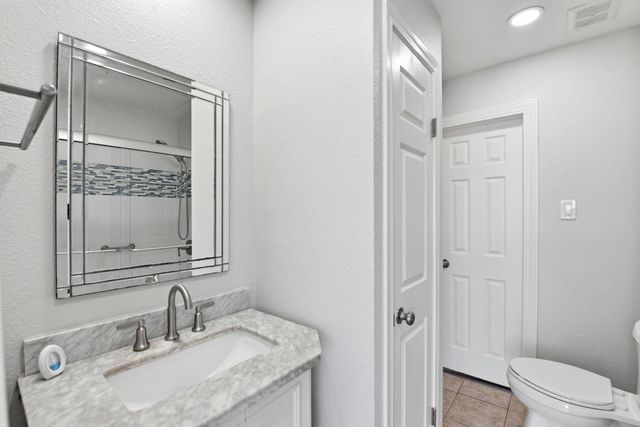793 Davis Road 113, League City, TX 77573