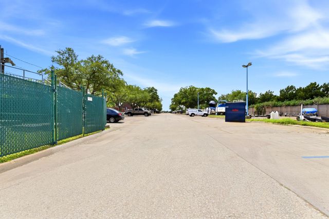 793 Davis Road 113, League City, TX 77573