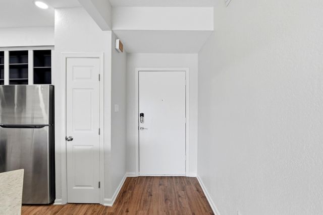 793 Davis Road 113, League City, TX 77573