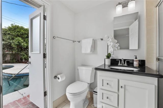 3682 La Colmena Way, Los Alamitos, CA 90720