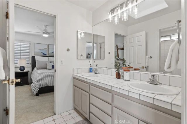 3682 La Colmena Way, Los Alamitos, CA 90720