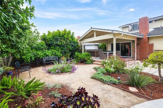 3682 La Colmena Way, Los Alamitos, CA 90720