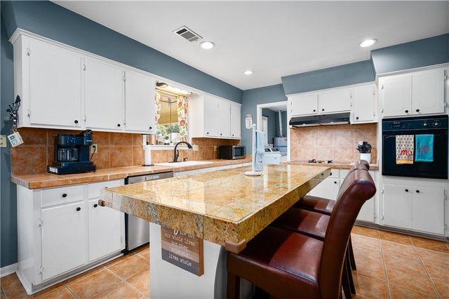 403 RIDGEWOOD Boulevard, Alexandria, LA 71303