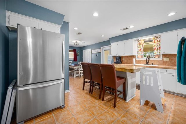 403 RIDGEWOOD Boulevard, Alexandria, LA 71303