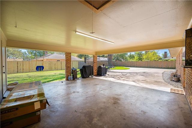 403 RIDGEWOOD Boulevard, Alexandria, LA 71303