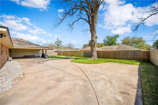 403 RIDGEWOOD Boulevard, Alexandria, LA 71303