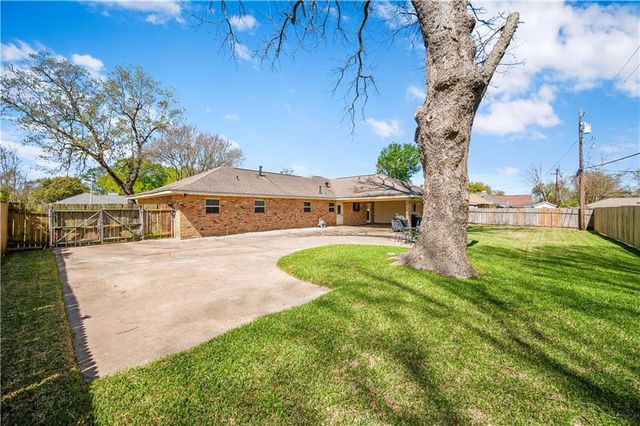 403 RIDGEWOOD Boulevard, Alexandria, LA 71303